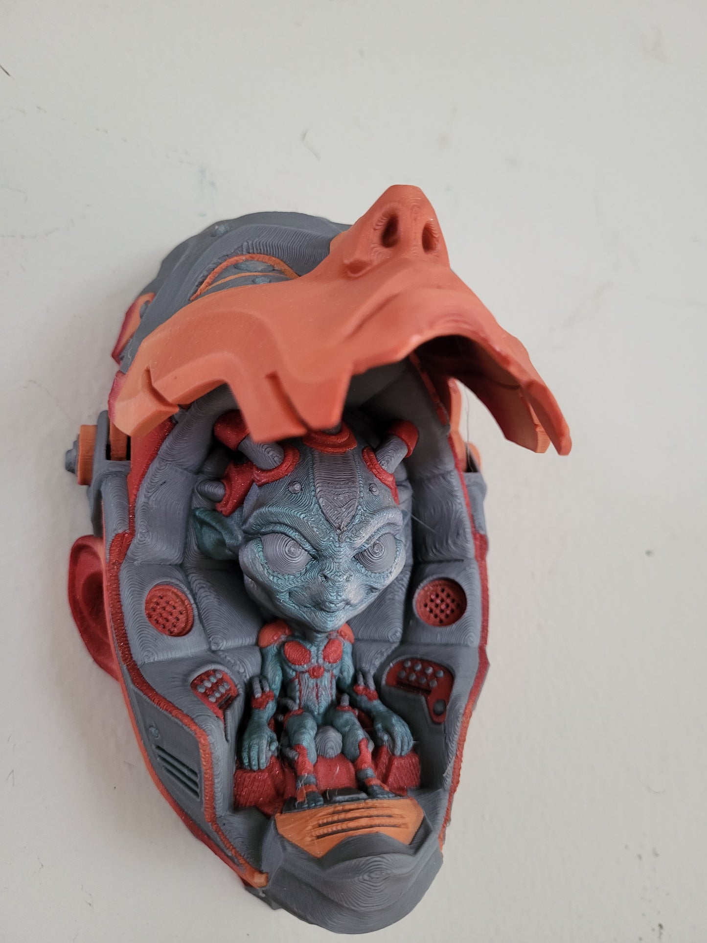 Alien bot Wall or Desk mount